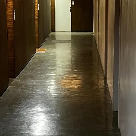 아파트 Super-besse Le Bleu Serviere Chez Lorenzo Et Severine 베세-에-생타나스타시