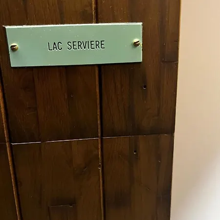 Super-besse Le Bleu Serviere Chez Lorenzo Et Severine