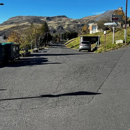 아파트 Super-besse Le Bleu Serviere Chez Lorenzo Et Severine 베세-에-생타나스타시