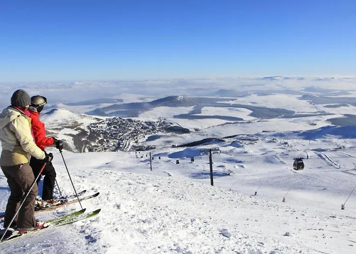 Super-besse Le Bleu Serviere Chez Lorenzo Et Severine Бес-э-Сент-Анастез